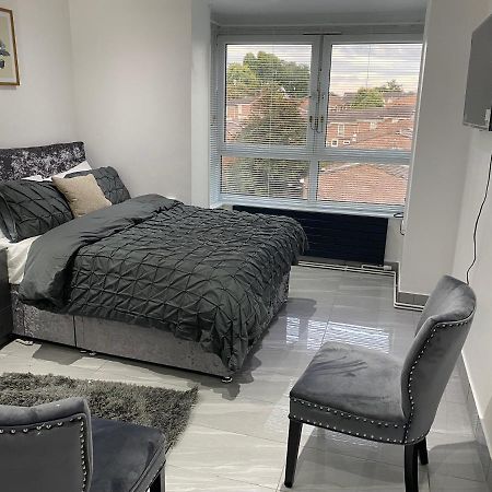 Luxurious 2-Bed Apartment In Woolwich Λονδίνο Εξωτερικό φωτογραφία