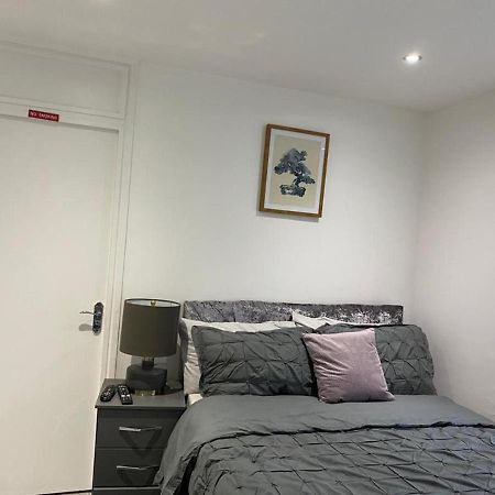 Luxurious 2-Bed Apartment In Woolwich Λονδίνο Εξωτερικό φωτογραφία