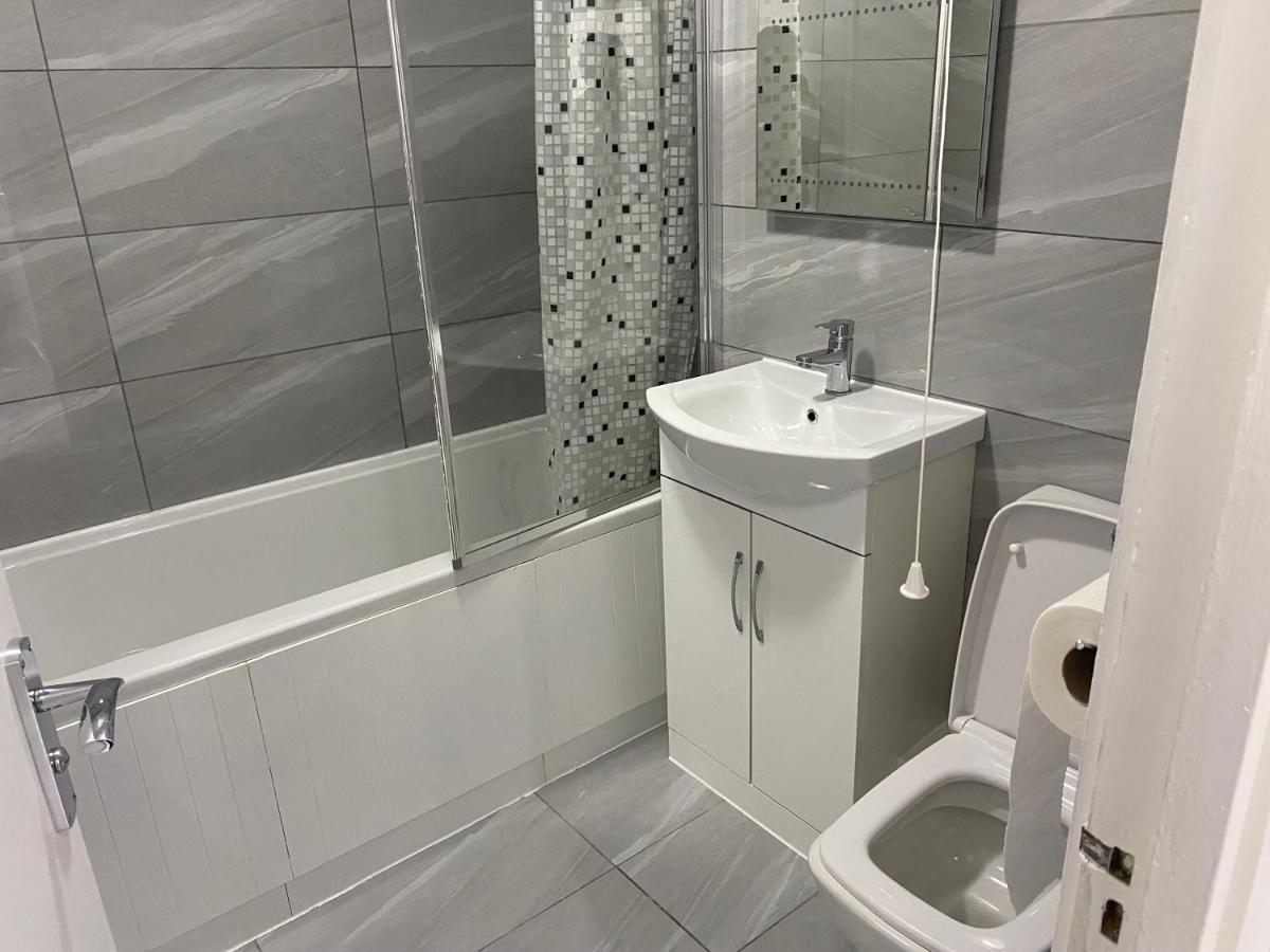 Luxurious 2-Bed Apartment In Woolwich Λονδίνο Εξωτερικό φωτογραφία