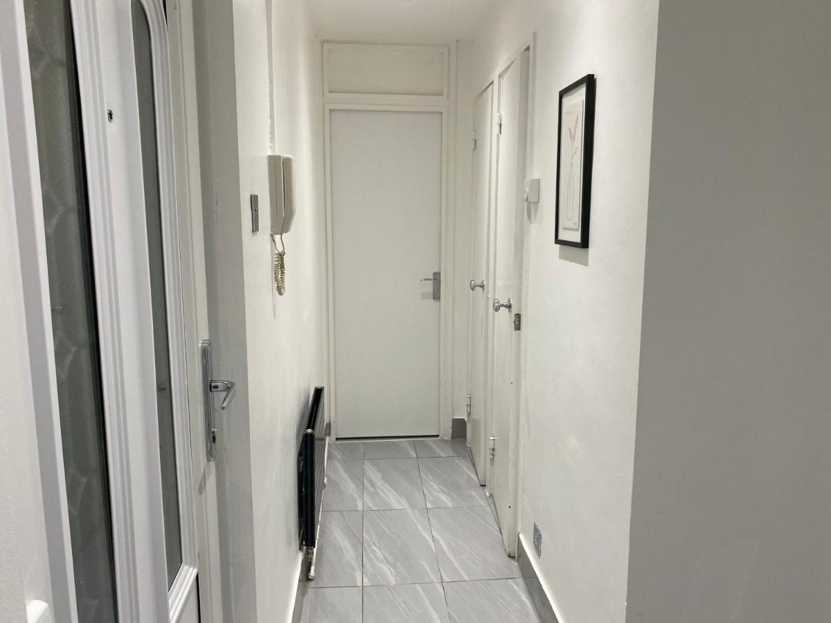 Luxurious 2-Bed Apartment In Woolwich Λονδίνο Εξωτερικό φωτογραφία