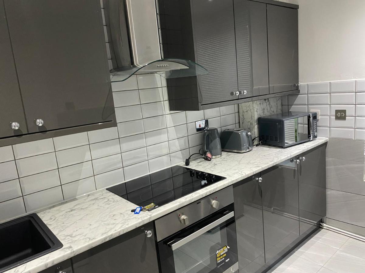 Luxurious 2-Bed Apartment In Woolwich Λονδίνο Εξωτερικό φωτογραφία